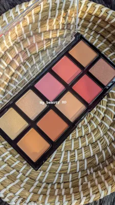 Chanlanya 10 Color Highlighter, Blush, Bronzer and Contour Palette